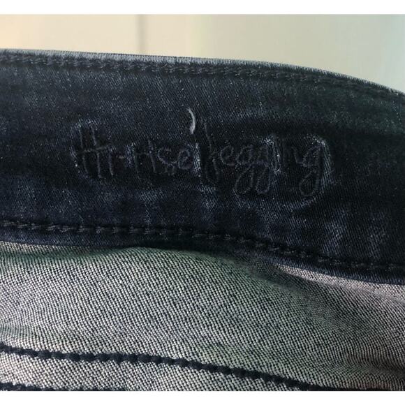 Decree Jeans Hi-Rise Jegging Dark Wash Jeans - Junior's 5 - Picture 5 of 9